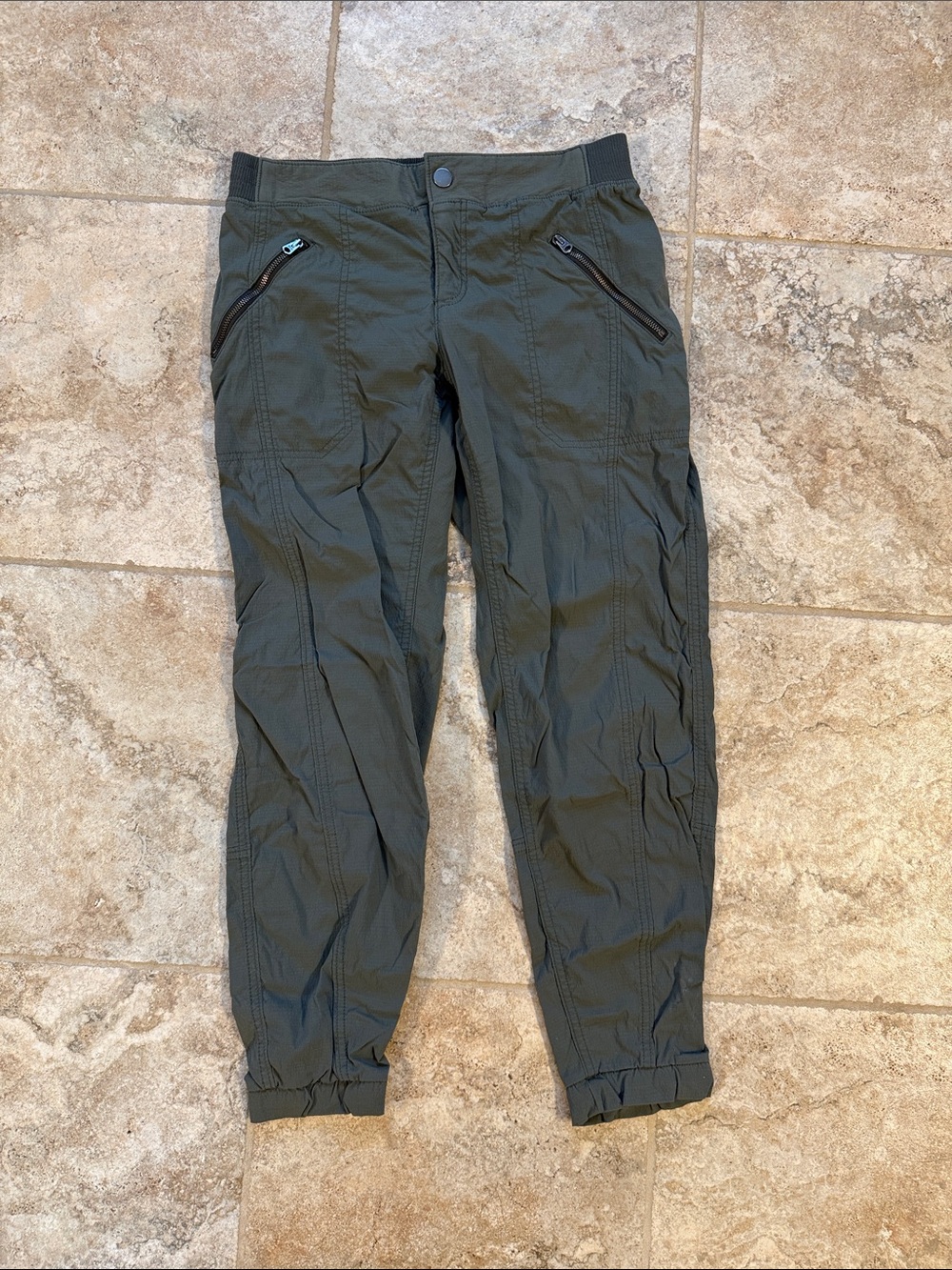 Women’s Athleta Olive Green Cargo Jogger Pants